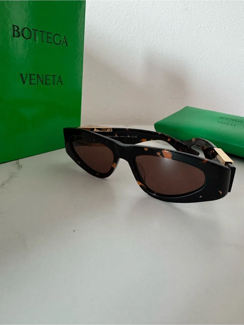 Bottega Veneta Black and Tortoiseshell Cat-Eye Sunglasses